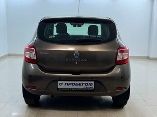 2018 Renault Sandero II Рестайлинг, коричневый, 945000 рублей, вид 3
