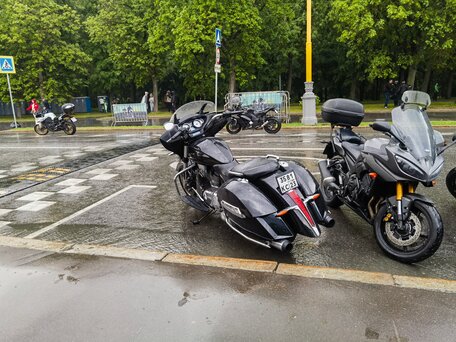 2012 Victory Cross Country, чёрный, 1100000 рублей, вид 3
