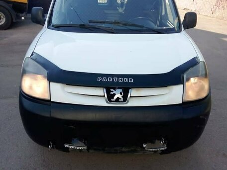 2008 Peugeot Partner, белый, 310000 рублей, вид 5