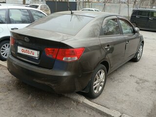 2011 Kia Cerato 6-speed II, коричневый, 690000 рублей, вид 4