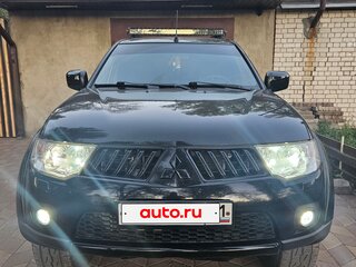 2011 Mitsubishi Pajero Sport II, чёрный, 2000000 рублей, вид 1