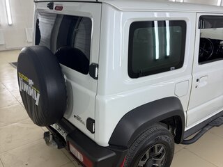 2019 Suzuki Jimny Sierra IV, белый, 2250000 рублей, вид 4