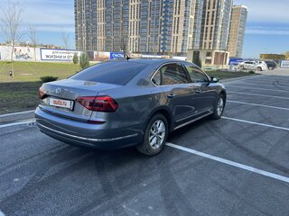 2017 Volkswagen Passat (North America and China) I Рестайлинг, серый, 1500000 рублей, вид 4