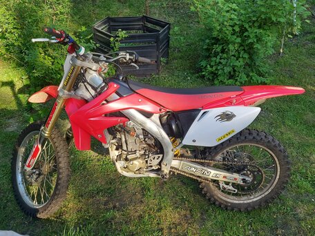 2007 Honda CRF 450R, красный, 180000 рублей, вид 1