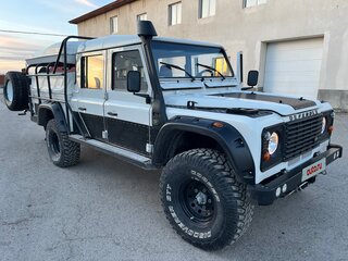 2004 Land Rover Defender 130 I, белый, 5500000 рублей, вид 2