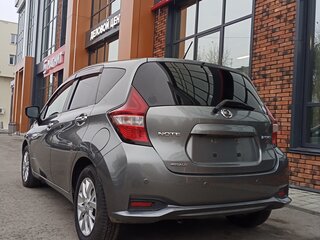 2016 Nissan Note e-Power II Рестайлинг, серый, 1250000 рублей, вид 4