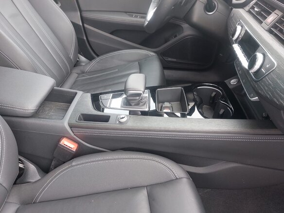 2021 Audi A4 40 TFSI V (B9) Рестайлинг, серый, 3500000 рублей - вид 20