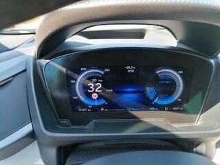 2016 BMW i8 I, белый, 7300000 рублей, вид 5