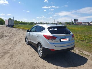 2011 Hyundai ix35 I, серебристый, 1420000 рублей, вид 5