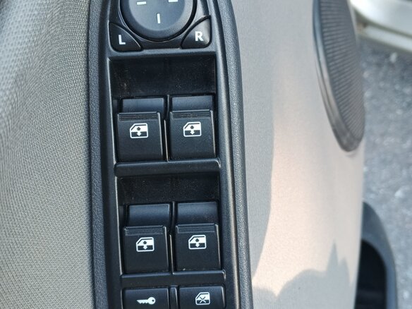 2012 Lada (ВАЗ) Kalina I, серый, 440000 рублей - вид 15