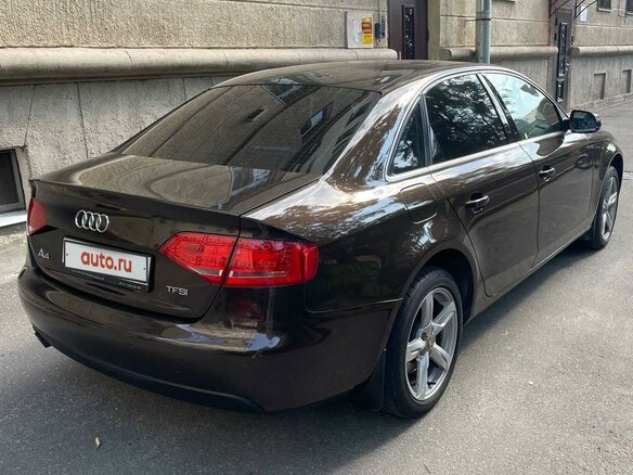 2011 Audi A4 IV (B8), коричневый, 1350000 рублей - вид 1