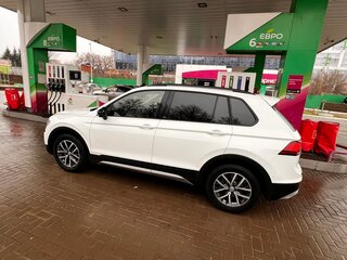 2020 Volkswagen Tiguan II, белый, 2950000 рублей, вид 4