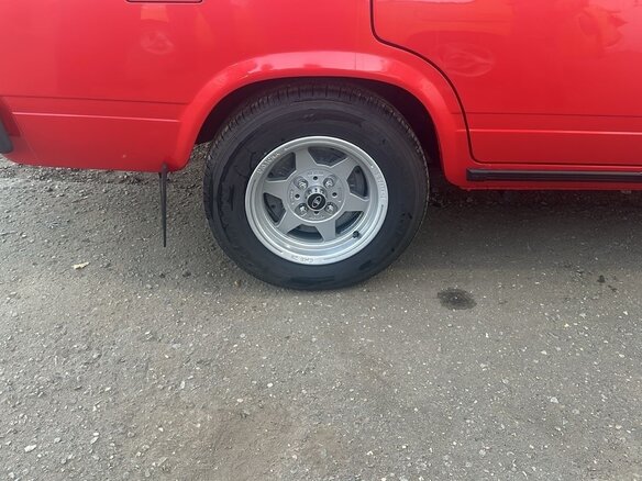 1990 Lada (ВАЗ) 2105, красный, 650000 рублей - вид 6