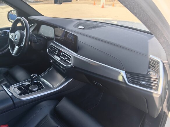 2019 BMW X5 30d IV (G05/G18), белый, 6600000 рублей - вид 12