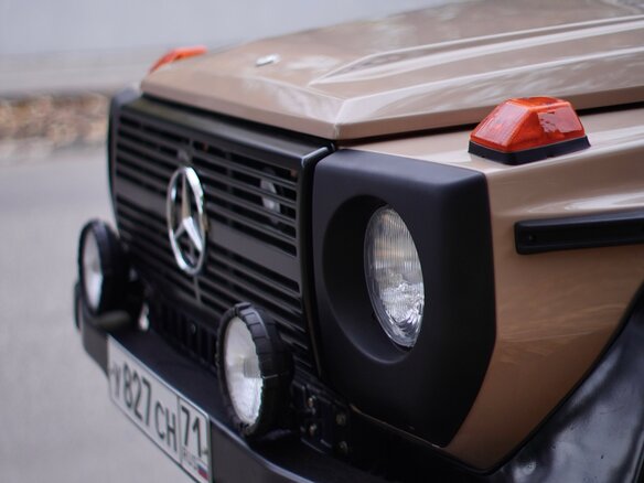 1989 Mercedes-Benz G-Класс 230 5-speed I (W460; W461), бежевый - вид 6