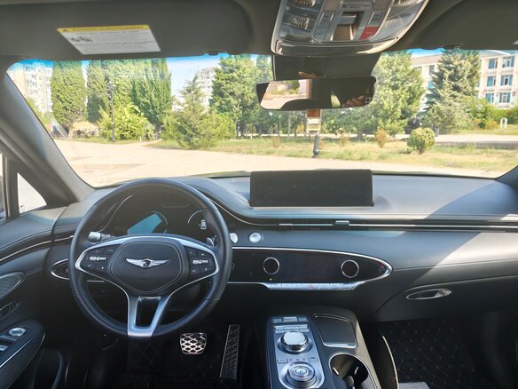 2024 Genesis GV70 I, серый, 5800000 рублей - вид 5
