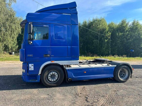 2008 DAF XF 105, синий, 2850000 рублей - вид 2