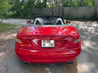 2011 Mercedes-Benz SLK-Класс 200 III (R172), красный, 1800000 рублей, вид 5