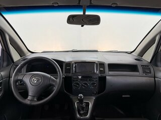2003 Toyota Corolla Verso I, серебристый, 470000 рублей, вид 5