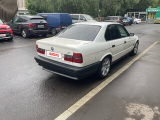 1993 BMW 5 серии 518i III (E34), белый, 430000 рублей, вид 3