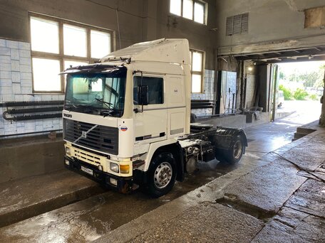 1994 Volvo F-Series, белый, 530000 рублей, вид 3