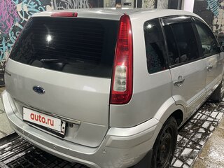 2011 Ford Fusion I Рестайлинг, серебристый, 545000 рублей, вид 5