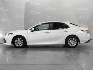2018 Toyota Camry VIII (XV70), белый, 1530000 рублей, вид 2