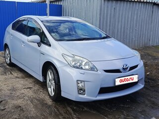 2010 Toyota Prius III (XW30), голубой, 930000 рублей, вид 3