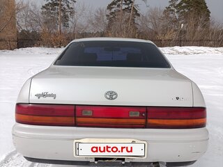 1992 Toyota Crown IX (S140), белый, 405000 рублей, вид 5