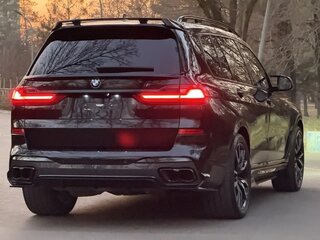 2019 BMW X7 40i I (G07), чёрный, 7700000 рублей, вид 3