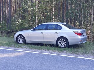 2006 BMW 5 серии 523i V (E60/E61), серебристый, 850000 рублей, вид 3