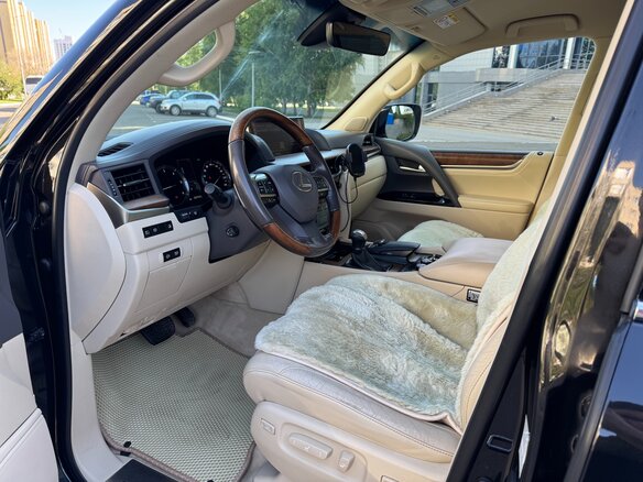 2016 Lexus LX 450d III Рестайлинг 2, чёрный, 7200000 рублей - вид 5