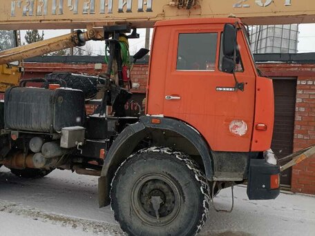2008 КамАЗ 43118, оранжевый, 3200000 рублей, вид 3