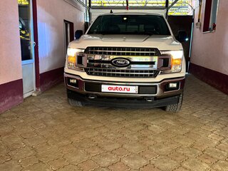 2020 Ford F-150 XIII Рестайлинг, белый, 6000000 рублей, вид 4