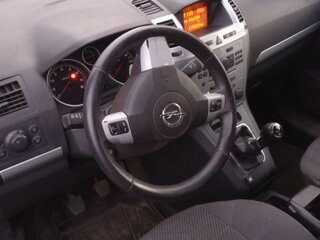 2012 Opel Zafira B Рестайлинг, серебристый, 500000 рублей, вид 5