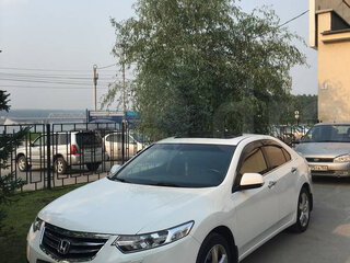 2012 Honda Accord VIII Рестайлинг, белый, 2090000 рублей, вид 1