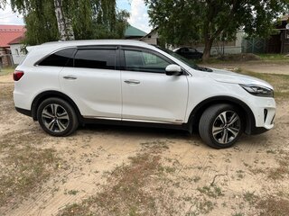 2018 Kia Sorento III Prime Рестайлинг, белый, 2850000 рублей, вид 5
