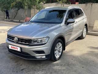 2017 Volkswagen Tiguan II, серебристый, 2450000 рублей, вид 1