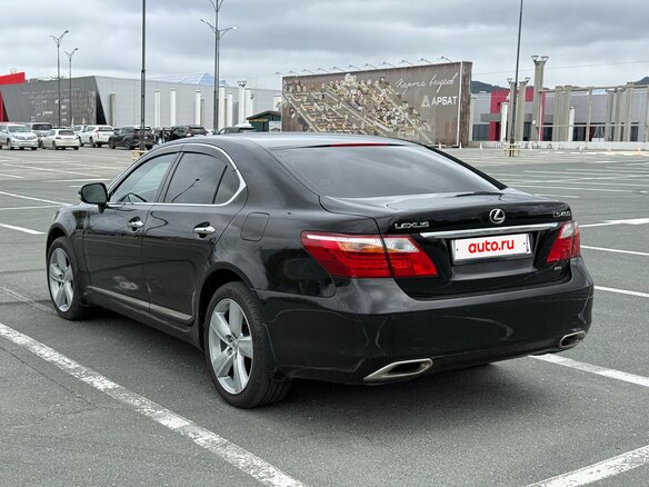 2010 Lexus LS 460 IV Рестайлинг, чёрный, 1750000 рублей - вид 12