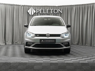 2018 Volkswagen Polo V Рестайлинг, серебристый, 1470000 рублей, вид 3