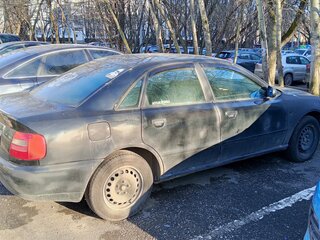 1996 Audi A4 I (B5), чёрный, 200000 рублей, вид 4