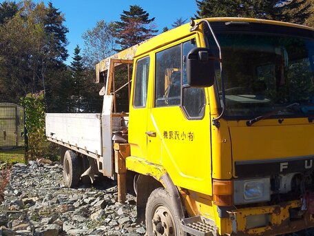1990 Fuso (Mitsubishi) Canter, жёлтый, 1100000 рублей, вид 1