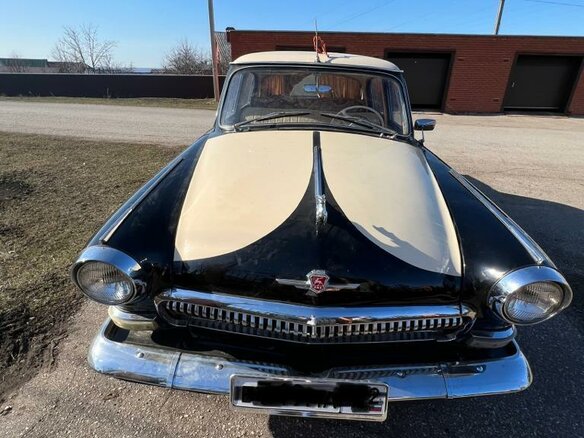 1960 ГАЗ 21 «Волга» 21В, бежевый, 1100000 рублей