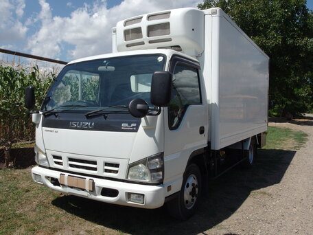 2005 Isuzu Elf (N-series), белый, 2100000 рублей, вид 2