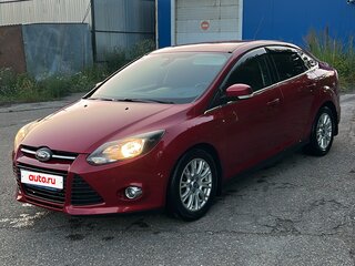 2011 Ford Focus III, красный, 845000 рублей, вид 2