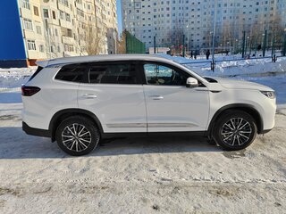 2023 Chery Tiggo 8 Pro Max I Рестайлинг, белый, 3100000 рублей, вид 4