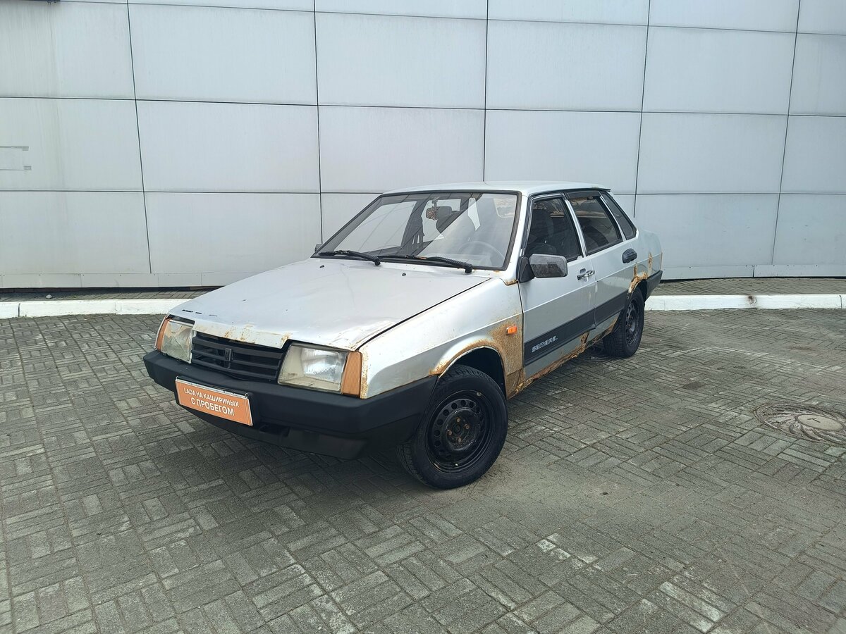 Открыть фотографии: Lada (ВАЗ) 21099