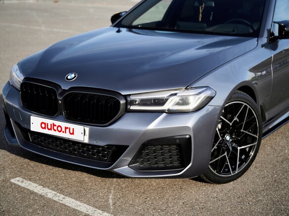 2020 BMW 5 серии 530i VII (G30/G31/G38) Рестайлинг, серый, 4500000 рублей - вид 1