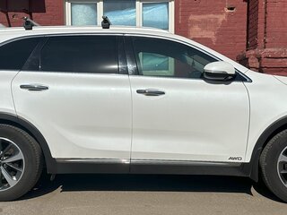2018 Kia Sorento III Prime Рестайлинг, белый, 2700000 рублей, вид 3