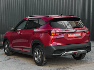 2021 Kia Seltos I, красный, 2150000 рублей, вид 4